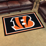 Fanmats® - NFL Cincinnati Bengals Ultra Plush Area Rug with Striped B Logo